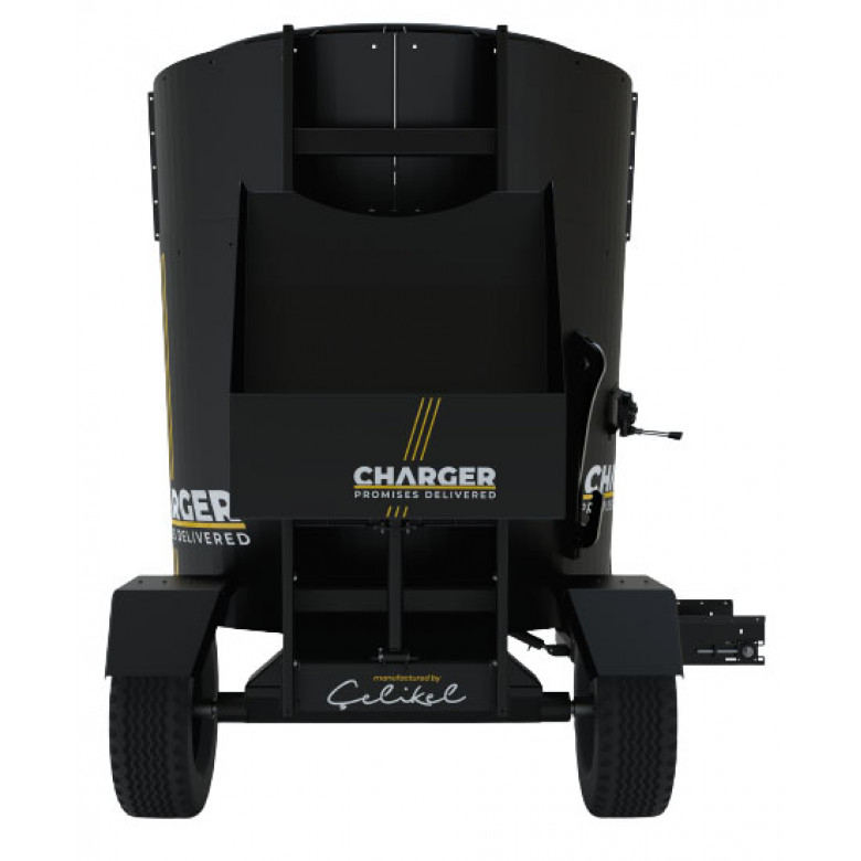 Вертикальный смеситель-кормораздатчик CELIKEL CHARGER V12
